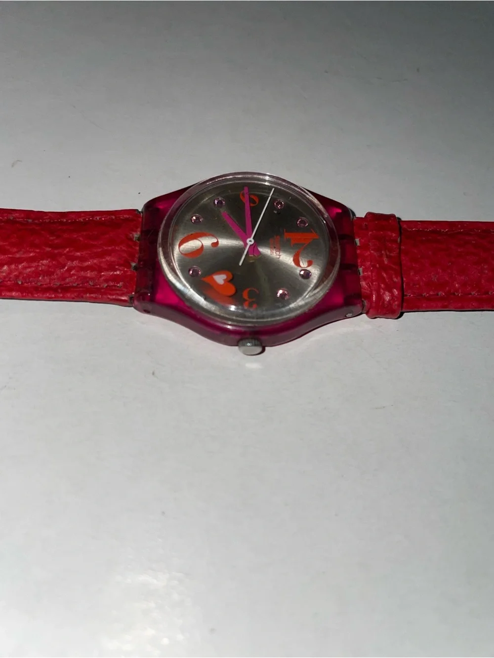 Used Swatch Watch LOVING TWISTER HEARTS GV120 Valentine's Day 2009